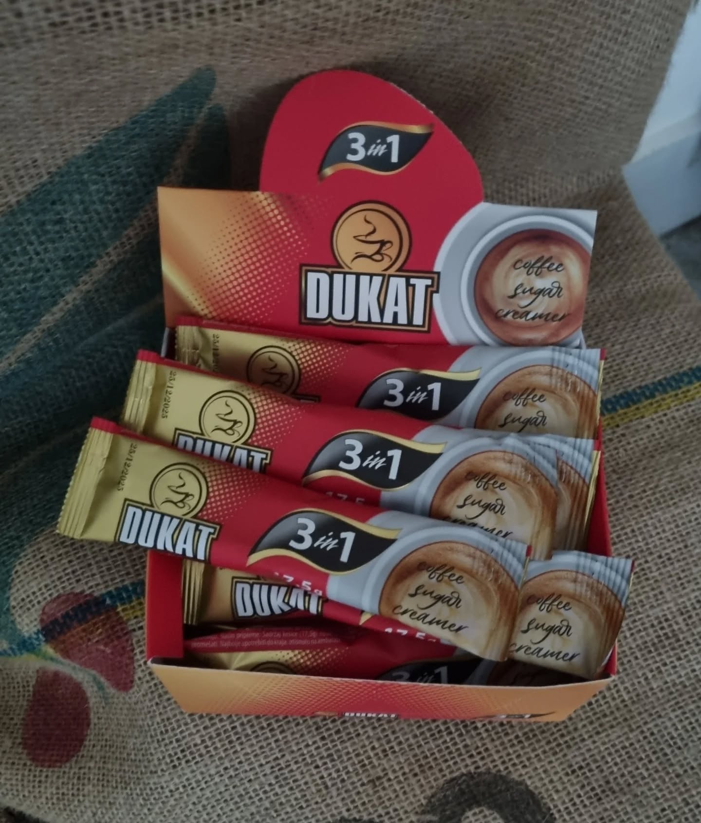 Dukat 3u1 instant kafa